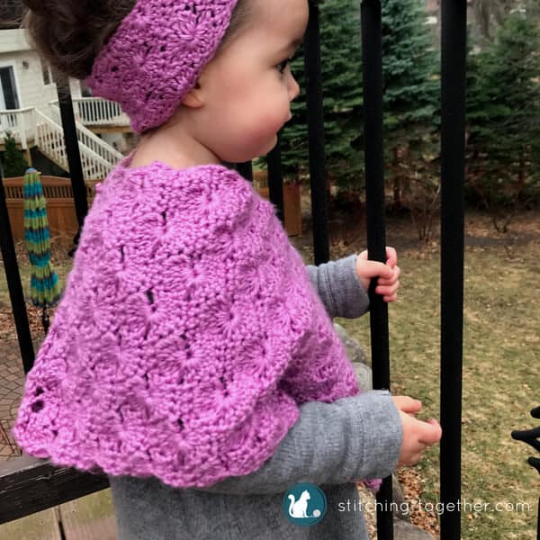 Make this adorable toddler poncho with this free crochet pattern! Perfect for the tiny toddler in your life. Pattern calls for caron simply soft yarn.