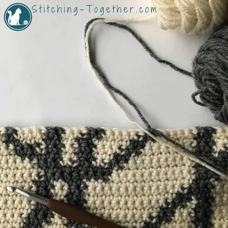 gray and off white crochet pattern