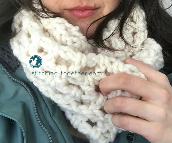 Ivory chunky crochet infinity scarf with double crochets