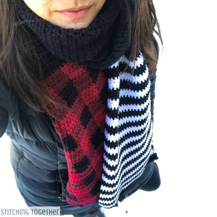 crochet buffalo plaid with black and white strips