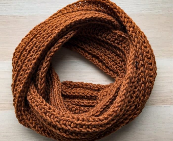 crochet mens scarf in circle
