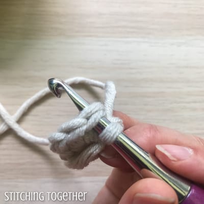 slip stitching to finish the magic ring