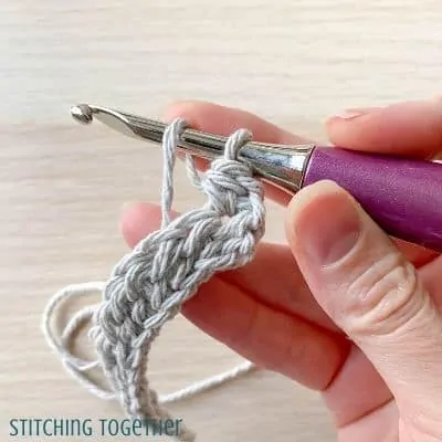 how to mhdc3tog showing step by step with hook and yarn