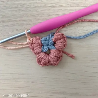 adding 3rd color of butterfly wings