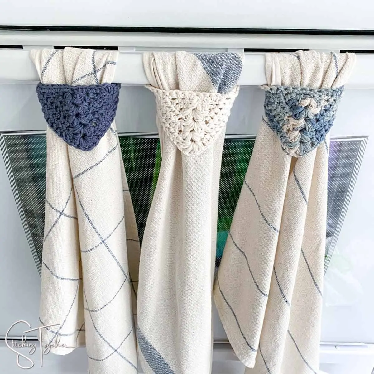 Hanging Dishtowels