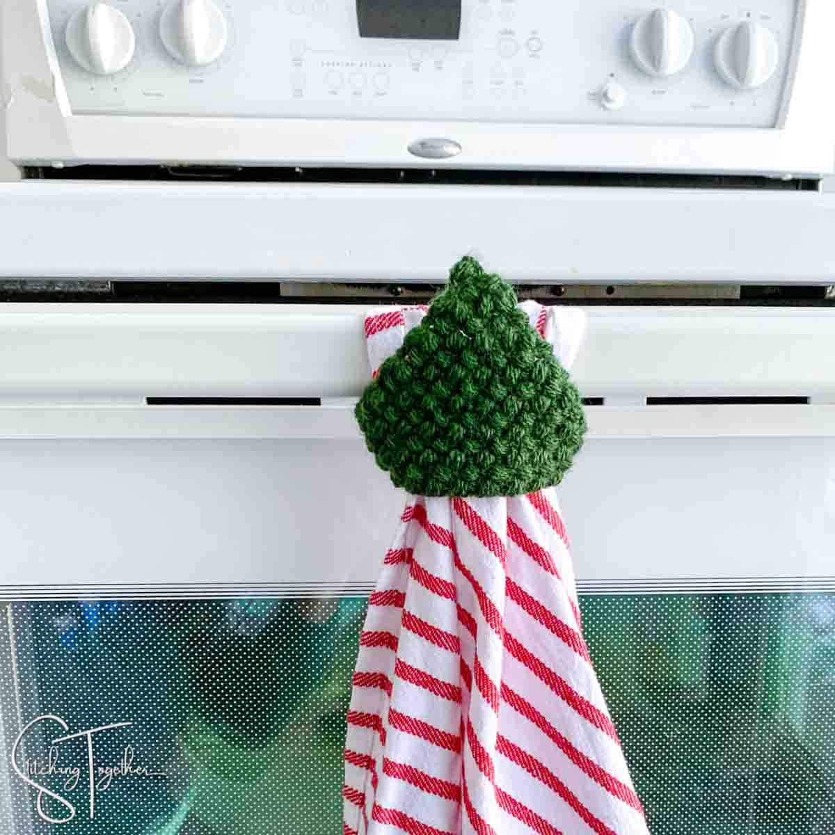 Crochet tree hanging dishtowel