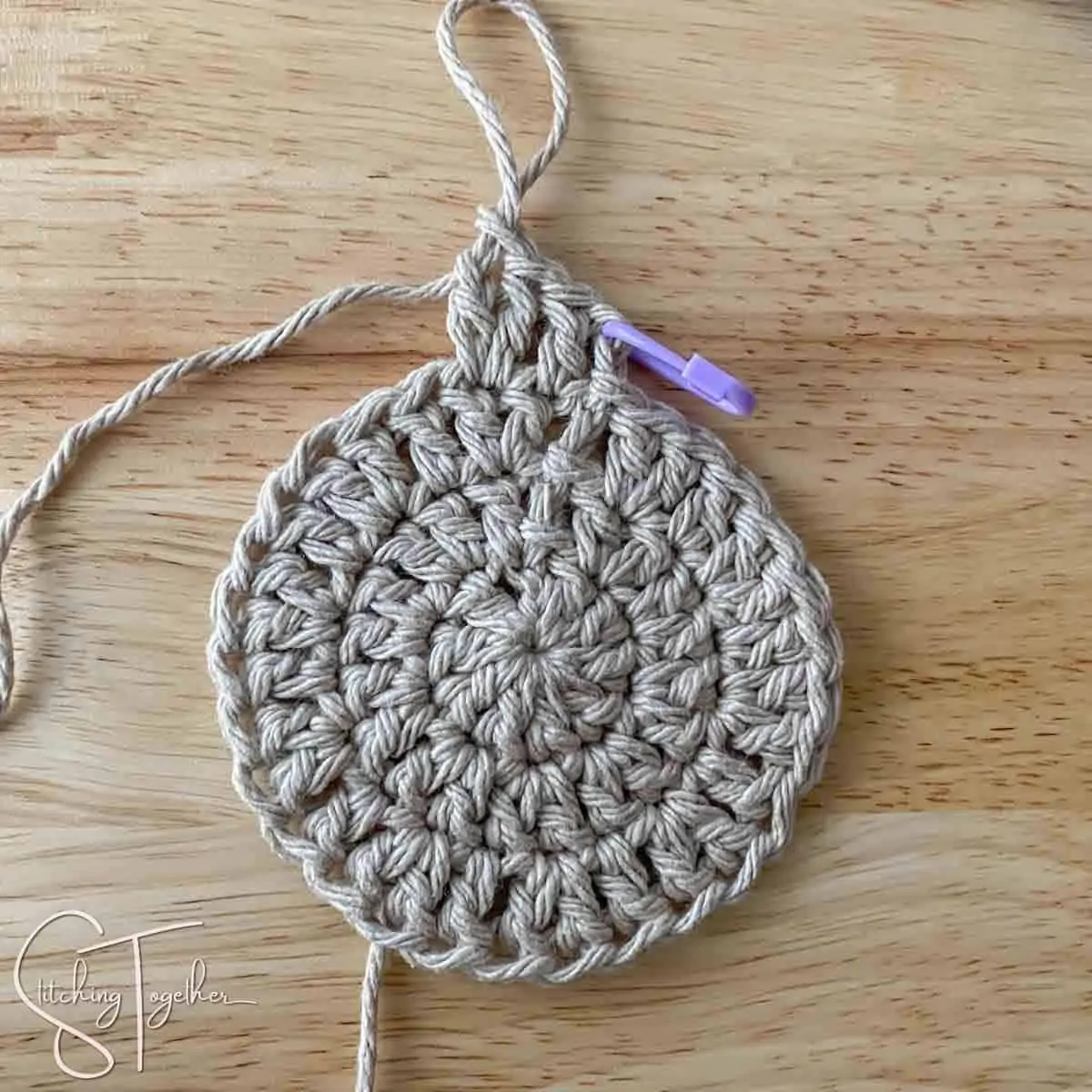 starting round 4 of crochet circle