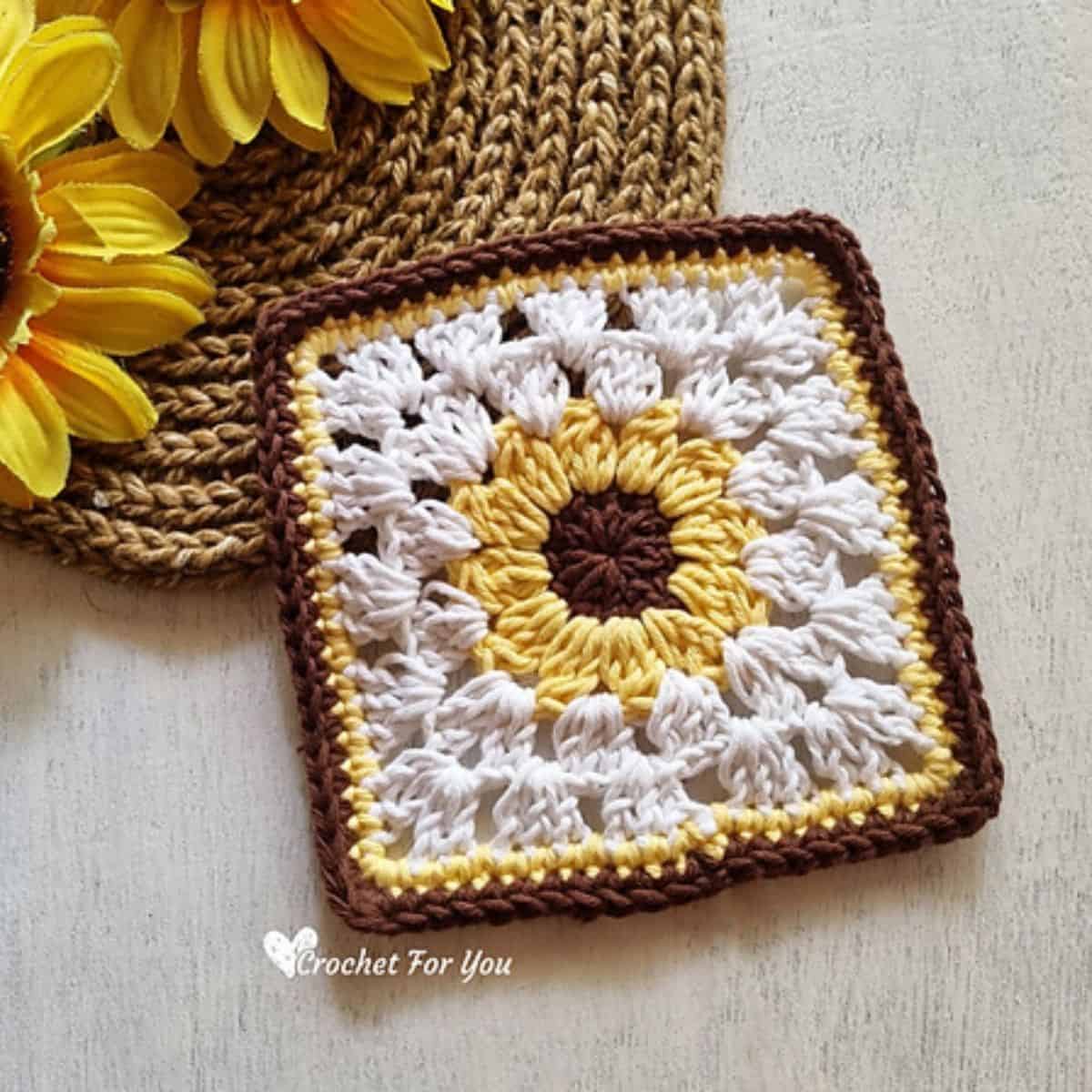 sunflower crochet granny square
