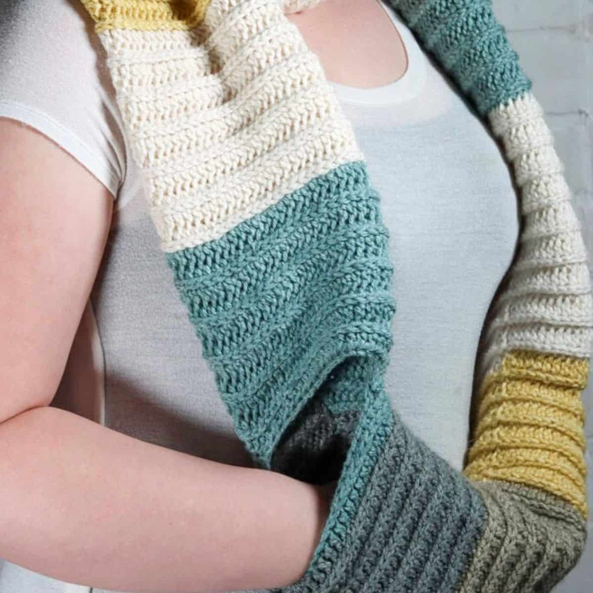 close up of infinity scarf with pockets