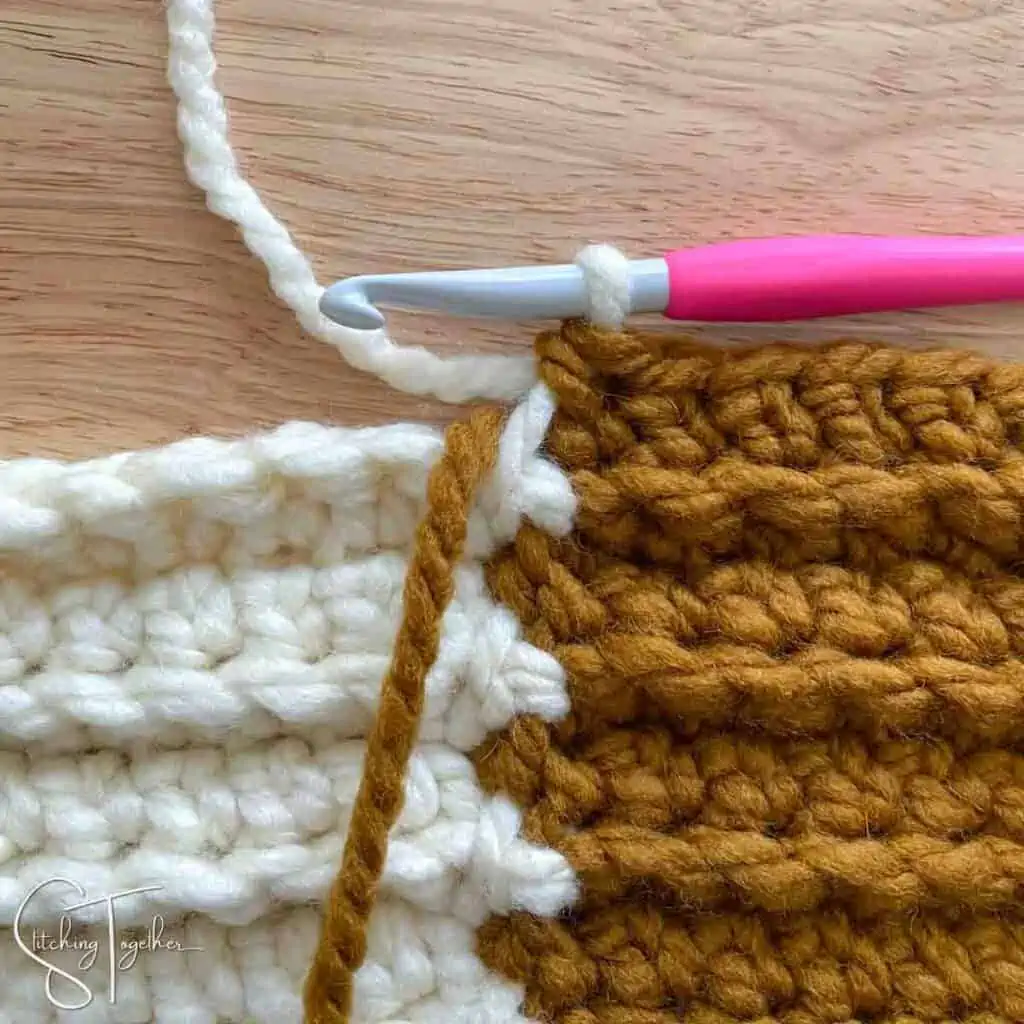 joining a new color in crochet