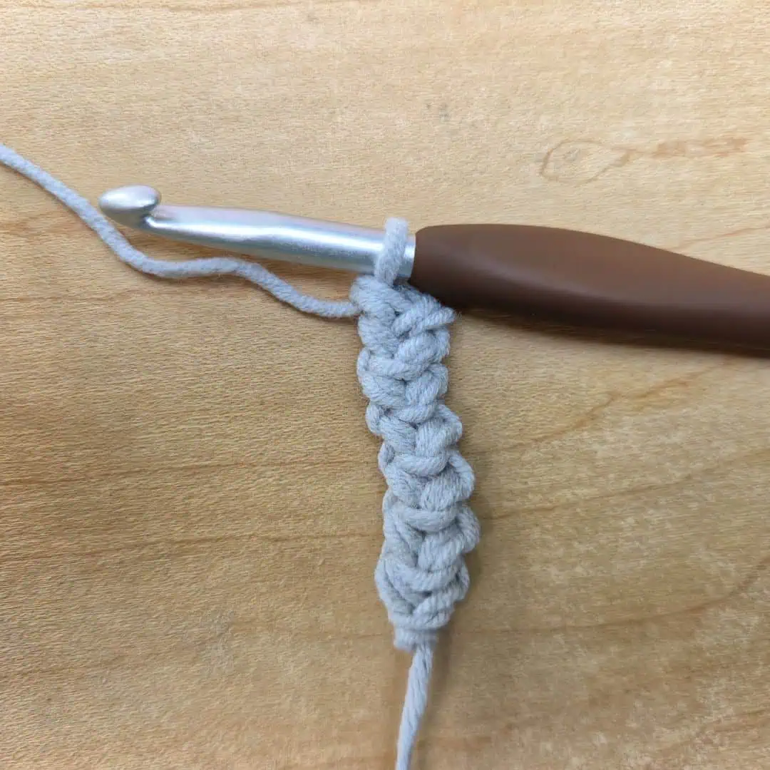 step 1 how to crochet a romanian cord